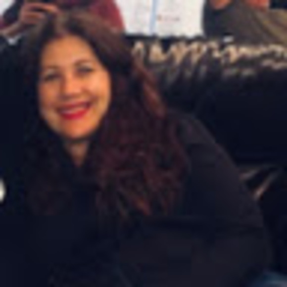 Meet your Posher, Beverly - Picture 1 of 1